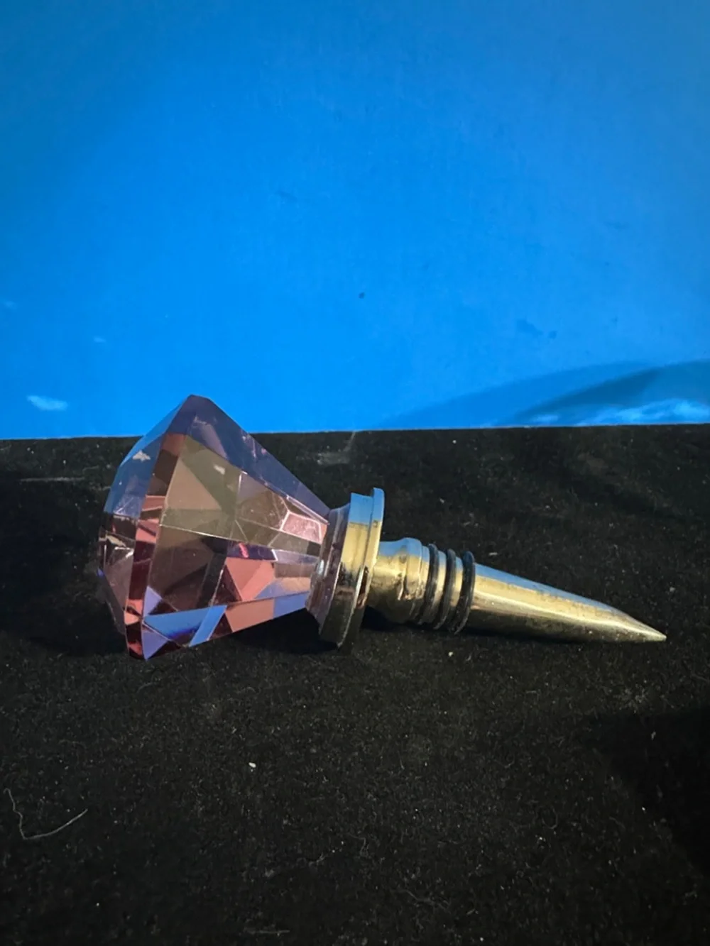 PINK DIAMOND WINE STOPPER